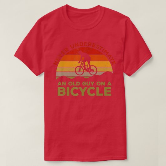 T-shirt Ne Sous-Estimez Jamais Un Vieux Gars Sur Un Cyclin (Design devant)
