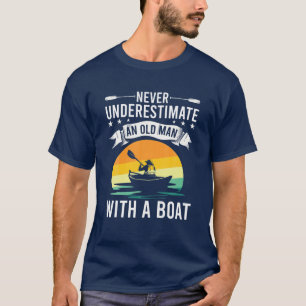 T-shirt Ne Sous-Estimez Jamais Un Vieux Homme Avec Un Bate