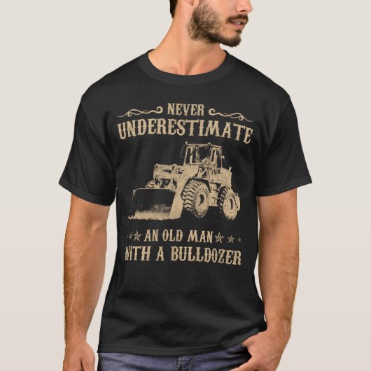 T-shirt Ne Sous-Estimez Jamais Un Vieux Homme Avec Un Bull (Devant)
