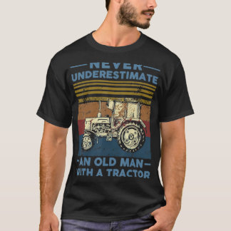 T-shirt Ne Sous-Estimez Jamais Un Vieux Homme Avec Un Trac