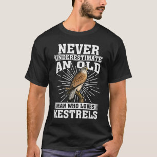 T-shirt Ne Sous-Estimez Jamais Un Vieux Homme Qui Aime Les