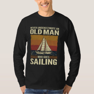 T-shirt Ne Sous-Estimez Jamais Un Vieux Homme Qui Va À La