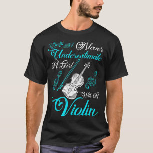 T-shirt Ne sous-estimez jamais une fille avec un cadeau de