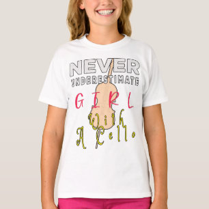T-shirt Ne Sous-Estimez Jamais Une Fille Avec Une Violette