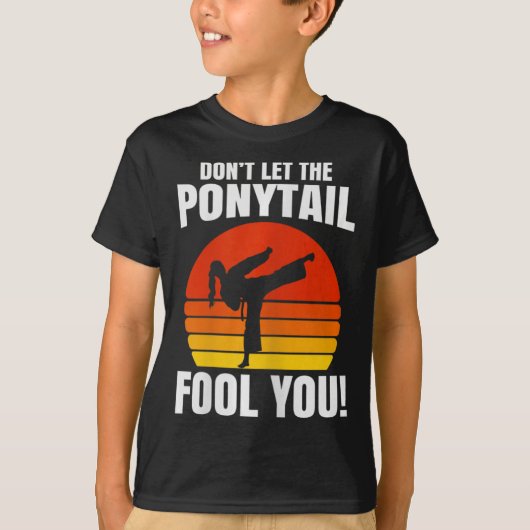 T-shirt Ne vous laissez pas tromper par la queue de cheval (Devant)