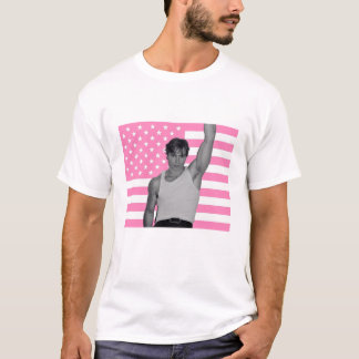 T-shirt Nicholas chávez avec le drapeau américain rose ros