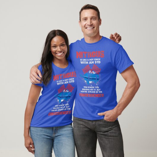 T-shirt Nitreux Est Comme Un Chick Chaud Avec Un MST - Dra (Unisexe)