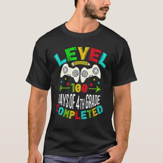 T-shirt Niveau 100 Jours De 4E Année Complété Élémentaire (Devant)