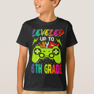 T-shirt Niveau Atteint 6e année Joueur de retour à l'école