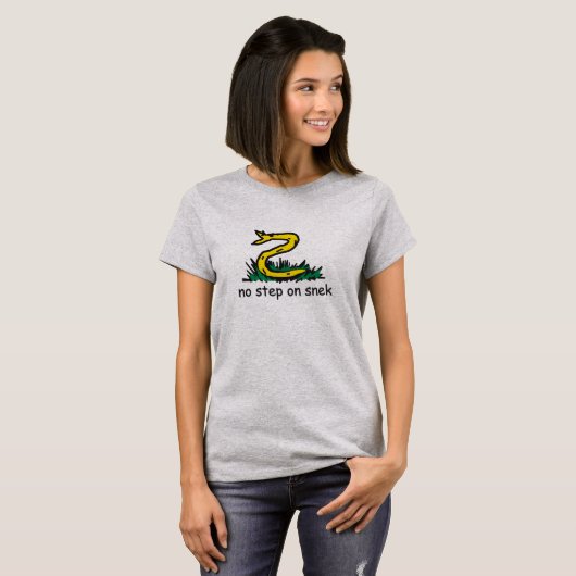T-shirt No step on snek memes (Devant entier)