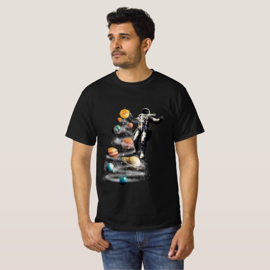 T-shirt Noël dans le système solaire spatial L'astronaute  (Devant entier)