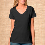 T-shirt noir élégant à col V / Personnaliser<br><div class="desc">T-Shirt : Créez votre propre T-Shirt personnalisé avec du texte. Réglages faciles (bouton Modifier la conception) en ajoutant du texte, des couleurs arrière - plans ou plus d'images.</div>