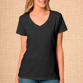 T-shirt noir élégant à col V / Personnaliser