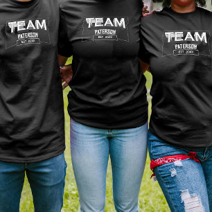 T-shirt Nom d'équipe sportive personnalisé pour famille en