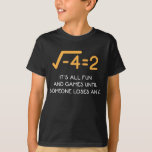 T-shirt Nombre imaginaire Mathématicien Funny Math Nerd<br><div class="desc">Un nombre imaginaire est un nombre complexe qui peut être écrit comme un nombre réel multiplié par l'unité imaginaire i. Dons aux mathématiciens amusants pour un enseignant de mathématiques ou un Nerd de mathématiques.</div>