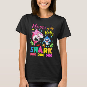 T-shirt Nonna Du Garçon D'Anniversaire Shark Rose Blue Doo