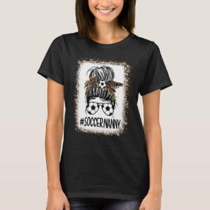 T-shirt Nounou de soccer Leopard Messy Bun Cheveux Maman