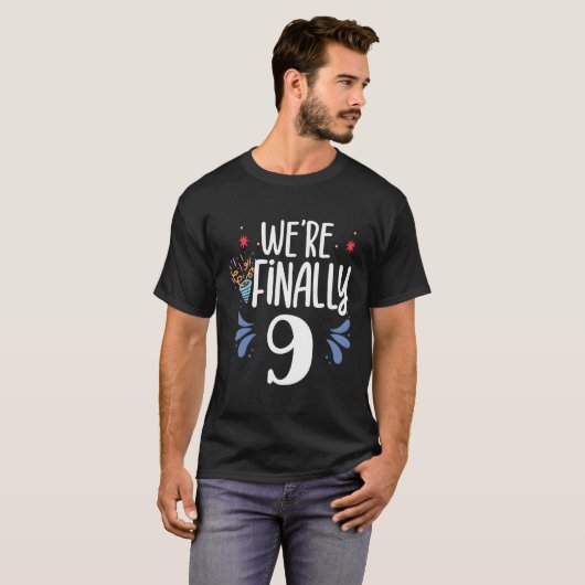 T-shirt Nous Sommes Enfin 9 Célébrer Twin Twins Py Neuf 9E (Devant entier)