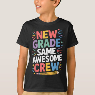 T-shirt Nouvelle année même super équipe de retour à l'éco