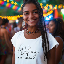 Nouvelle Épouse "Wifey" Simple Script Élégant Anné