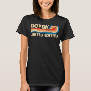 T-shirt NOVAK Nom de famille Rétro Vintage 80s 90s Anniver
