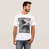 T-shirt Nuages ondulés en forme d'onde de navire et vortic (Devant entier)
