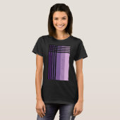 T-shirt Nuances Violettes Et Bandes Noires Nom Customisé (Devant entier)