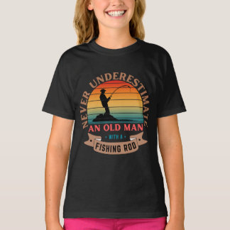 T-SHIRT N'UNDERESTIMEZ JAMAIS UN VIEIL HOMME AVEC UNE CANN