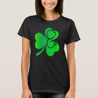 T-shirt Nurse St Patricks Day Trèfle Chanceux Stéthoscope