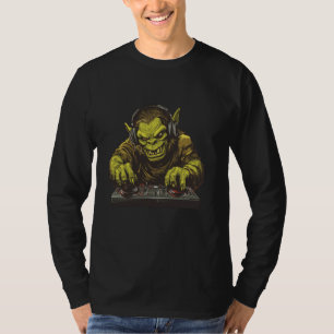 T-shirt Ogre Groovy prend le contrôle de la cabine DJ pour