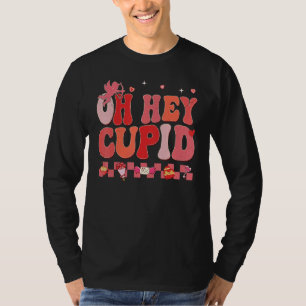 T-shirt Oh Hey Cupid Rétro Groovy Couple de la Saint-Valen