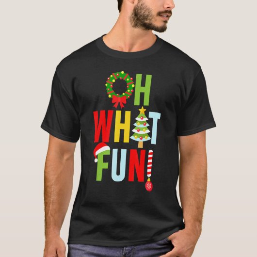 T-shirt Oh What Fun Christmas With Wreath And Tree (Devant)