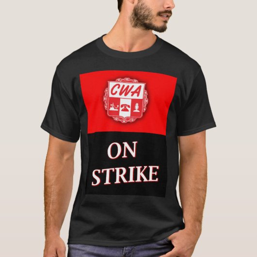 T-shirt on_Strike (Devant)