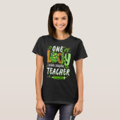 T-shirt One Lucky Foreign Language Teacher Pencil St Patri (Devant entier)
