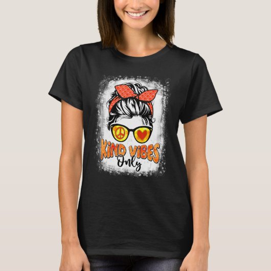 T-shirt Orange Pour Les Femmes Messy Bun Vibes Genre Uniqu (Devant)