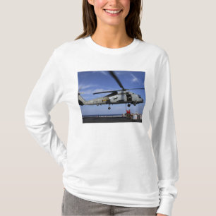 T-shirt Ordnancemen relient des câbles de transport
