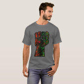 T-shirt orgueil noir poing vert rouge pan drapeau africain (Devant entier)