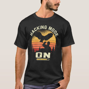 T-shirt Ornithologie Mode de piratage de faucon sur le vol