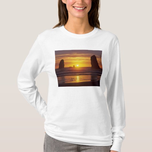 T-shirt OU, côte de l'Oregon, Cannon Beach, stacks à 2 (Devant)