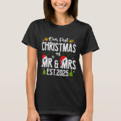T-shirt Our First Christmas As Mr & Mrs 2025 Married C (Devant)