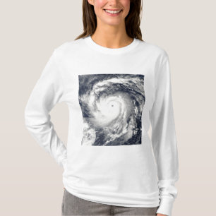T-shirt Ouragan Nida dans l'océan pacifique