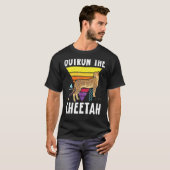 T-shirt Outrun The Cheetah Wildlife Animal Zookeeper (Devant entier)