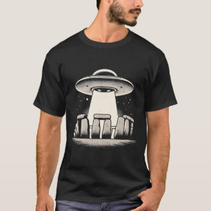T-shirt OVNI à Stonehenge