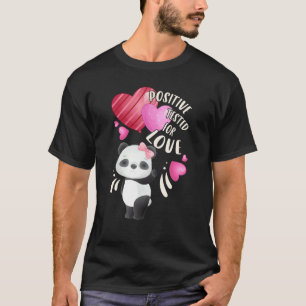 T-shirt Panda de la Saint-Valentin avec des coeurs