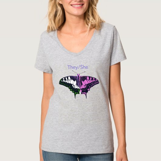 T-shirt Papillon à queue noire non binaire (Devant)