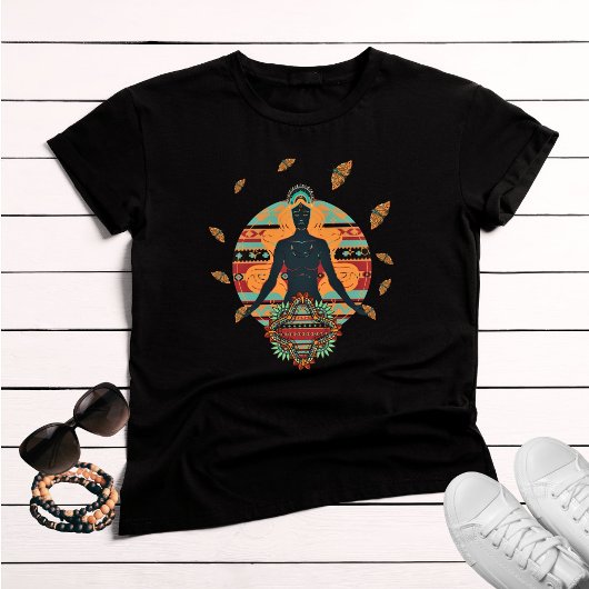 T-shirt Papillon de déesse noire Mandala Bohemian