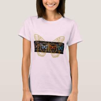 T-shirt Papillons d'élément (position différente sur la