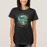 T-shirt Parc national des lacs Plitvice Croatie en état de<br><div class="desc">Conception d'oeuvres vectorielles Plitvice Lakes. Les lacs du parc sont séparés par des barrages travertins naturels,  créés par l'eau qui s'écoule en couches minces au-dessus des seuils.</div>