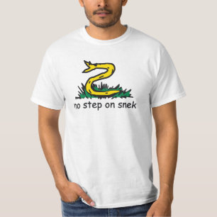 T-shirt Pas de pas sur les mèmes de serpent parodie de Gad