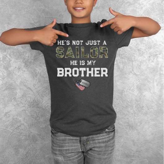 T-shirt Pas seulement un marin mon frère marine militaire